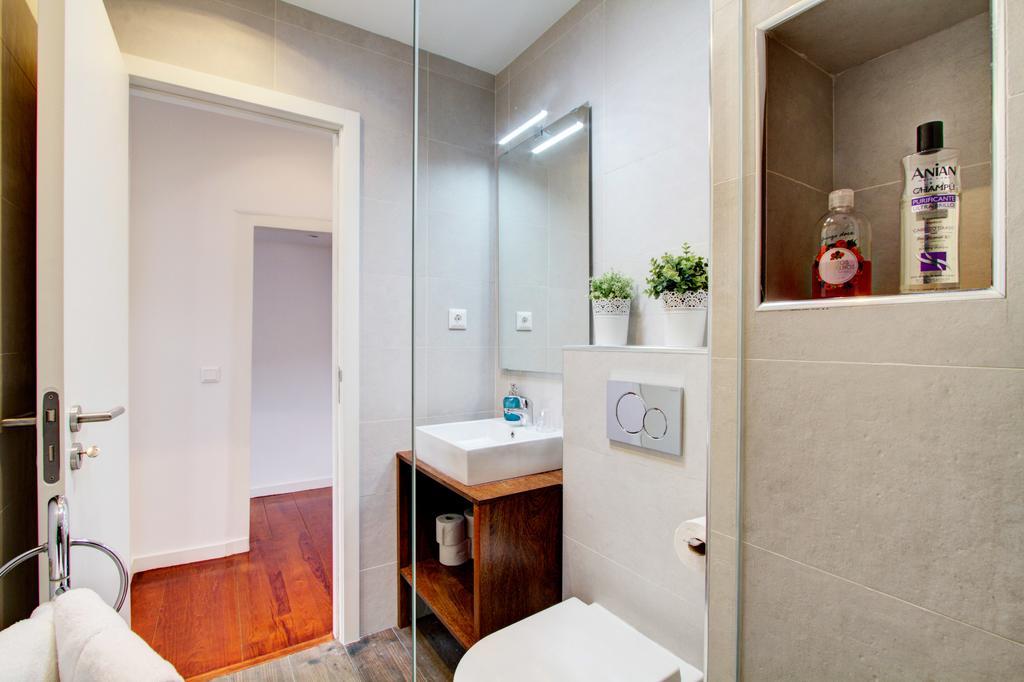 Great Duplex Apartment In Alfama 리스본 외부 사진